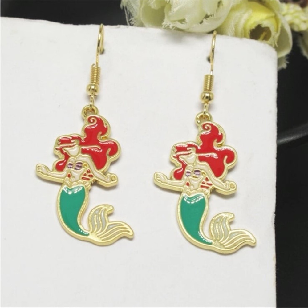 Ariel Silhouette Hook Earrings